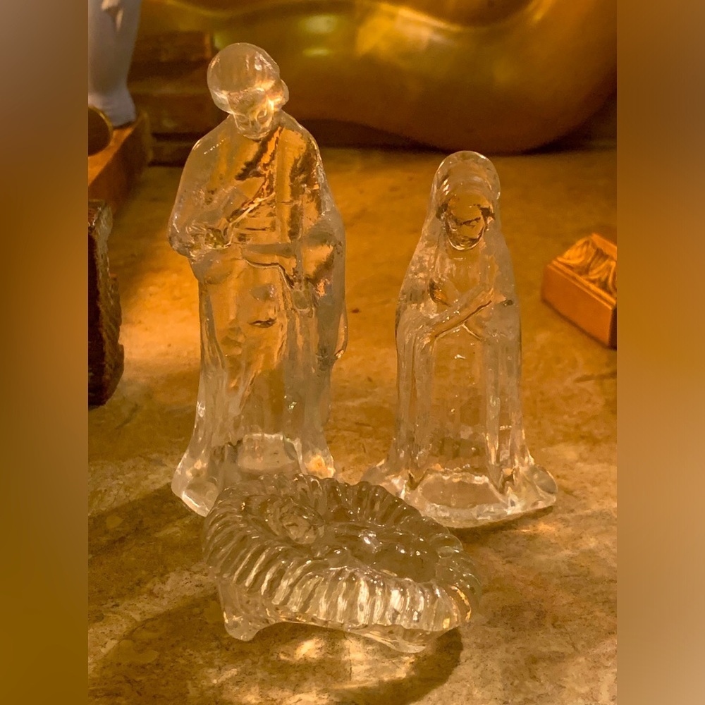 (3) Piece Vintage Glass Narivity Set